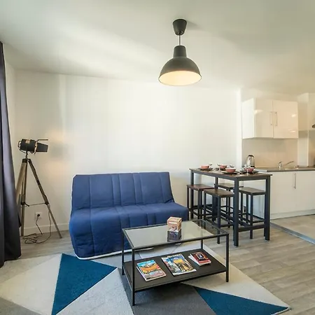 公寓 Le Cinema - - Proche Sanctuaire 卢德