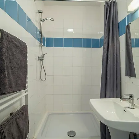 Le Cinema - - Proche Sanctuaire Apartament