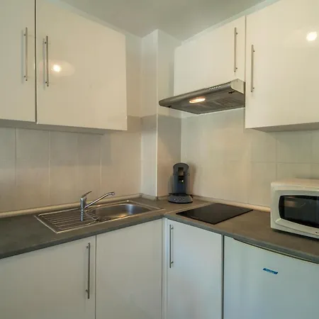 Le Cinema - - Proche Sanctuaire Apartament