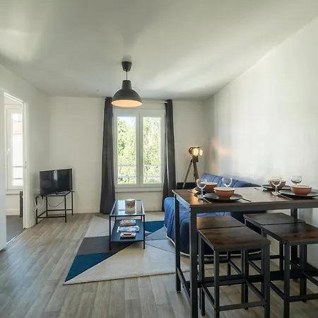 Le Cinema - - Proche Sanctuaire *